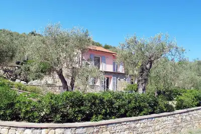 Image de Bel appartement pour 3 personnes avec Wifi, Tv, terrasse et parking