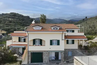 Image de Joli appartement pour 6 personnes avec Wifi, piscine, Tv, terrasse, animaux admis et parking