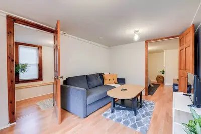 Image de Apt 2br pittoresque et charmant dans le centre d'Oakland
