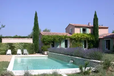 Image de Ensemble de 2 maisons 10+4 pers sur un terrain de 8 000m2 avec piscine chauffée