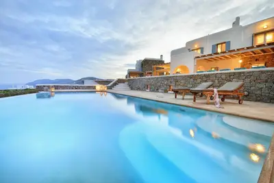 Image de Villa Luna Sea avec piscine privée