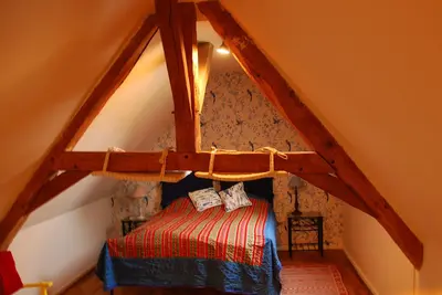 Image de Château Igny, 17ème siècle \/ Gîte \"Tosca\" \/ 3 couchages & votre chien