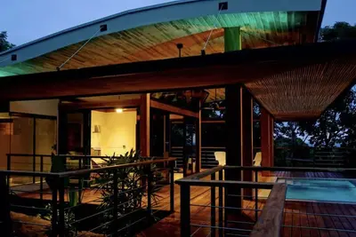 Image de C'est un nouveau refuge de luxe de 6 * avec de superbes vues sur l'océan