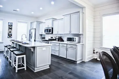 Image de Coastal Cottage. . Luxury plage location avec des équipements haut de gamme pour 1-14 personnes
