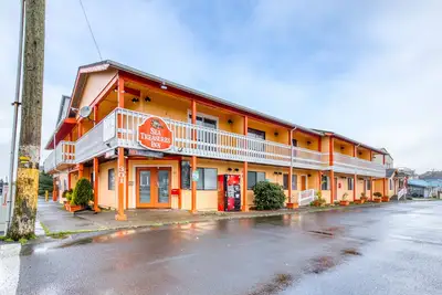 Image de Motel acceptant les chiens avec cuisine situé près de la plage et du centre-ville!