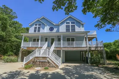 Image de Five O'Clock Somewhere - 5 Br / 5. 5 Ba avec piscine privée et salle de cinéma maison - Southern Shores Realty
