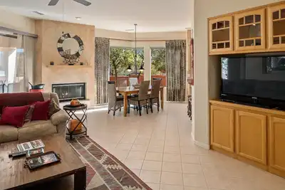 Image de Just Listed! Belle maison située dans le Sedona Golf Resort! Heritage - S113