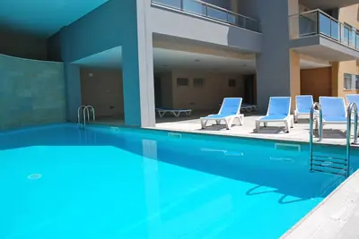 Image de Whale - Appartement de 3 chambres, Wi-Fi et piscine chauffée près de la plage
