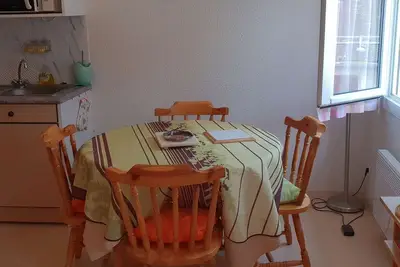 Image de Appartement cosy T2bis pour 4-6 pers. à Cauterets, proche centre, parking gratuit, casier à skis, Est