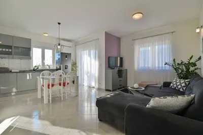 Image de Appartement de vacances moderne à seulement 6 km de l'aéroport de Split