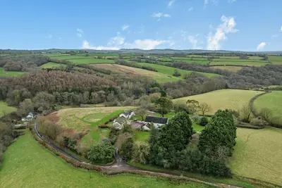 Image de Chalet rural confortable situé dans des hectares de terres privées