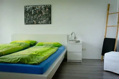 Image de Top location, appartement design, récemment rénové - emplacement central dans le quartier de Rhein Main