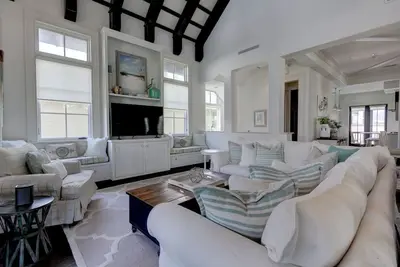 Image de Hartsfield Cottage, au sud de 30a à Rosemary Beach, Gulf-View, pour 11+, à quelques pas de la plage