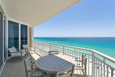 Image de Service De Plage Gratuit! Condo de luxe Gulf Front Ă La Perle de Navarre # 1106!