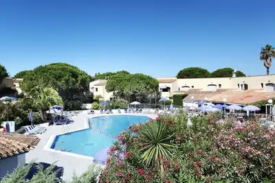Image de Maisonnette Chaleureux pour 6 | Près de la plage et des Commerces