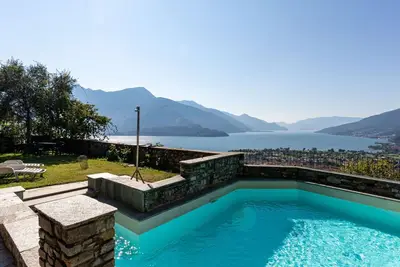 Image de Confortable appartement pour 2 personnes avec Wifi, piscine, Tv, patio et parking