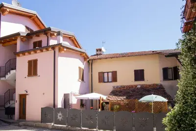 Image de Agréable appartement pour 5 personnes avec Wifi, Tv, animaux admis et parking