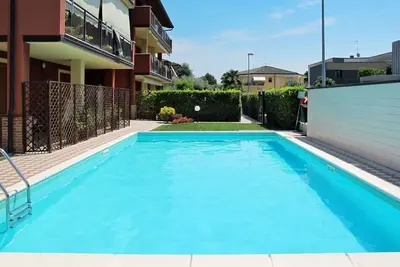 Image de Joli appartement pour 4 personnes avec Wifi, piscine, climatisation, Tv, balcon et parking