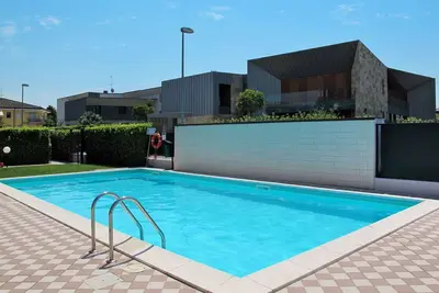 Image de Bel appartement pour 4 personnes avec piscine, climatisation, Wifi, Tv, balcon et parking