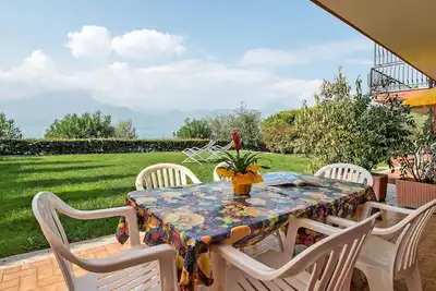 Image de Confortable appartement pour 5 personnes avec climatisation, piscine, Wifi, Tv, terrasse et parking