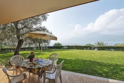 Image de Joli appartement pour 7 personnes avec Wifi, piscine, Tv, terrasse et parking