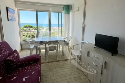 Studio 4 Pers Avec Pkg Bord De Plage Vue Mer