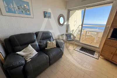 Agreable Studio En 1ere Ligne Mer Avec Parking