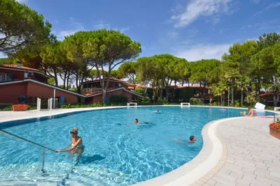 Image de Bel appartement avec piscine, climatisation, Tv, balcon, animaux admis et parking