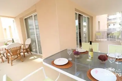 Image de InmoBooking Salou TernorFleta, gran terraza y playa cerca