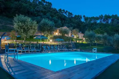 Image de Joli appartement dans une maison de vacances avec piscine, climatisation, Wifi, Tv, terrasse