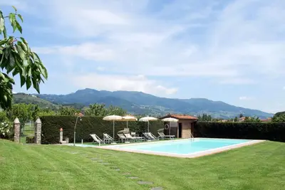 Image de Agréable appartement dans une maison de vacances avec Wifi, piscine, climatisation, Tv et terrasse