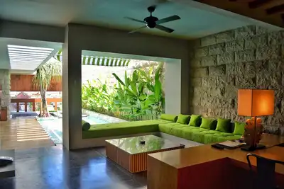 Image de Villa Familiale avec Vue sur la Ville et la Piscine (TSky Villa 5)