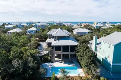 Image de Nouvelle Liste! ! Lucky Dog - Borders Grayton Beach State Park, Gulf Glimpses et vue sur le parc, piscine chauffée, exceptionnel pour les familles, 12 personnes!