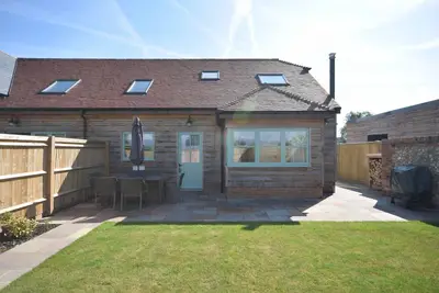 Image de The Parlour, Emsworth - une grange convertie pouvant accueillir 6 personnes dans 3 chambres