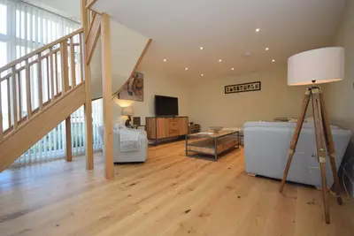 Image de The Dairy, Emsworth - une grange convertie pouvant accueillir 4 personnes dans 2 chambres
