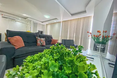 Image de Appartement - Meia Praia - 3 suites - 100 mètres de la plage