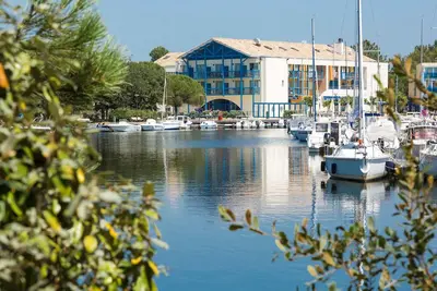 Image de Appartement Abordable au Bord du Lac | Wi-Fi Gratuit + Parking!