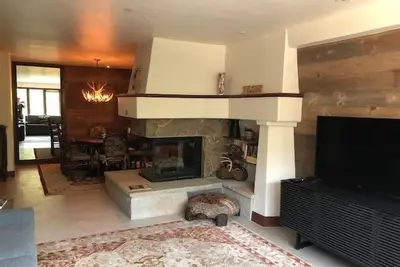 Image de Nouvelle Liste! Luxueux 1br + Loft - Accès skis aux pieds à Beaver Creek