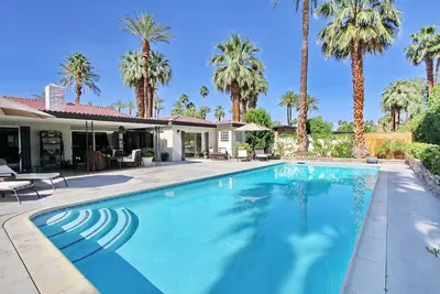 Image de Indian Wells, trois chambres principales, une Casitas.