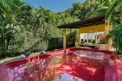 Image de Red Sunset Private Pool Villa - Hotel Managed