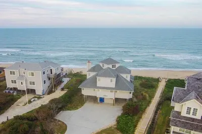 Image de O3, Duckaway / Oceanfront, 4 chambres, 4 salles de bains
