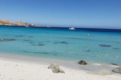 Image de Appartement tout confort à 50 mètres de la plage!