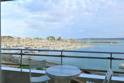 Image de Bel appartement 3* avec vue mer, Wifi et parking à Perros-Guirec