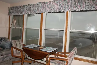 Image de ** Nouvelle Liste ** 222-E Waterfront: 1 Br pour 4 personnes