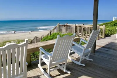 Image de Accueil Oceanfront avec une vue magnifique!