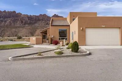 Image de Meilleures vues dans Rim Vista Village - Master on Main - Jeu d'arcade