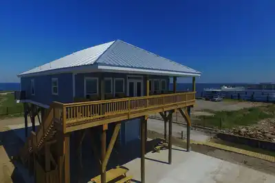 Image de La Pointe, Grand Isle, La Waterfront avec accès par bateau, lancement de bateau, jetée de pêche éclairée