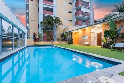 Image de Élégant appartement en duplex à 13 minutes de la ville