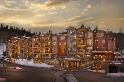 Image de Studio à Northstar Lodge - Ski In, Ski Out! Ski de printemps! 11-18 avril 2020