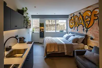 Image de Studio moderne sur la place Psirri (Triple A) 4